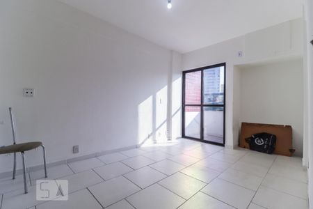Apartamento para alugar com 60m², 1 quarto e sem vaga