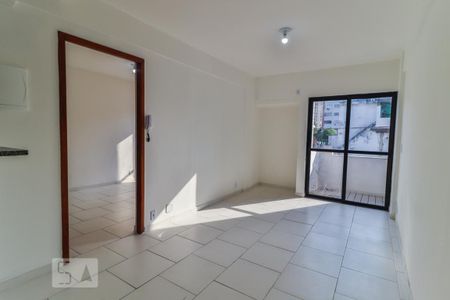 Apartamento para alugar com 1 quarto, 60m² em Tanque, Rio de Janeiro