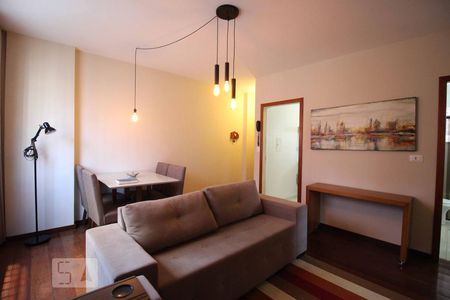 Sala de apartamento à venda com 2 quartos, 60m² em Carmo, Belo Horizonte