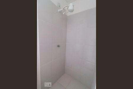 Apartamento para alugar com 60m², 2 quartos e sem vagaBanheiro