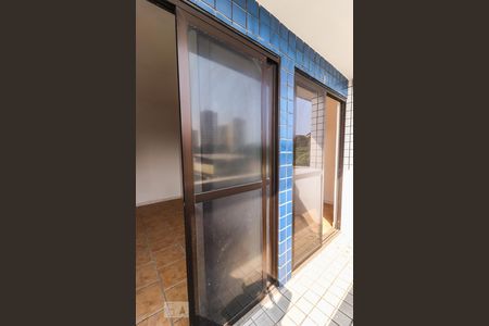 Apartamento para alugar com 60m², 2 quartos e sem vagaVaranda Quarto 1 e Quarto 2