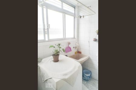 Apartamento à venda com 74m², 2 quartos e sem vagaÁrea de Serviço