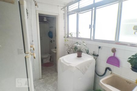 Apartamento à venda com 74m², 2 quartos e sem vagaÁrea de Serviço