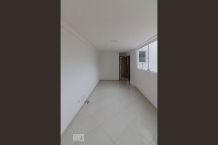 Apartamento para alugar com 110m², 2 quartos e 2 vagasSala