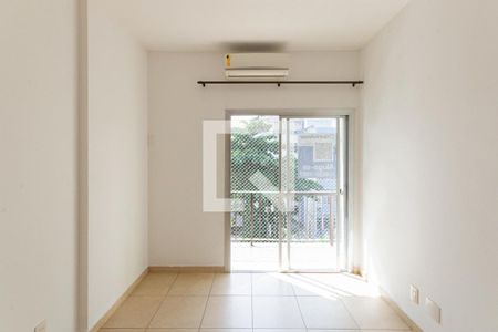 Apartamento para alugar com 68m², 2 quartos e 1 vagaSala