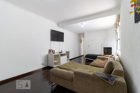 Casa para alugar com 200m², 5 quartos e 2 vagas Casa para alugar com 200m², 5 quartos e 2 vagasSala