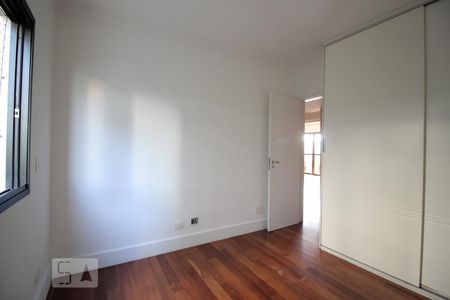 Apartamento à venda com 143m², 3 quartos e 3 vagasQuarto 2