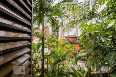 Apartamento à venda com 248m², 3 quartos e 3 vagasVista da Suíte 2