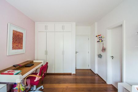 Apartamento à venda com 248m², 3 quartos e 3 vagasSuíte 1