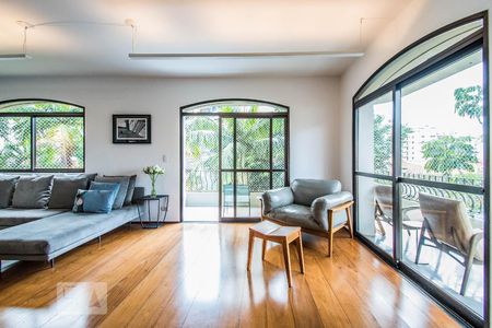 Sala de apartamento para alugar com 3 quartos, 248m² em Chácara Klabin, São Paulo