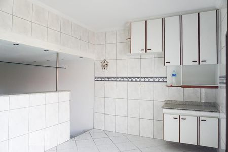 Casa à venda com 250m², 3 quartos e 2 vagas Casa à venda com 250m², 3 quartos e 2 vagasCozinha