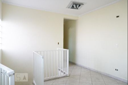 Casa à venda com 250m², 3 quartos e 2 vagas Casa à venda com 250m², 3 quartos e 2 vagasHall dos Quartos