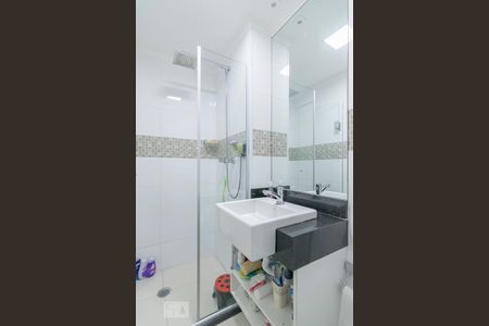 Banheiro da Suite de apartamento para alugar com 2 quartos, 79m² em Campestre, Santo André