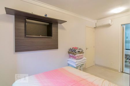 Quarto 1 Suite de apartamento para alugar com 2 quartos, 79m² em Campestre, Santo André