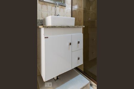 Apartamento para alugar com 75m², 3 quartos e 2 vagasBanheiro - Armários