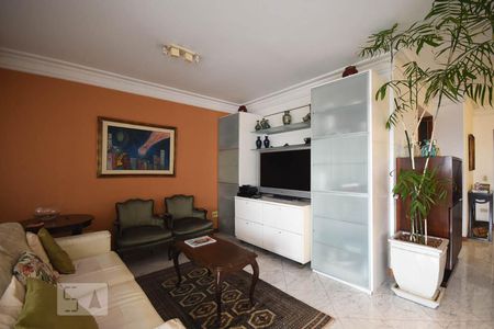 Sala de Tv de apartamento para alugar com 2 quartos, 195m² em Chácara Itaim, São Paulo