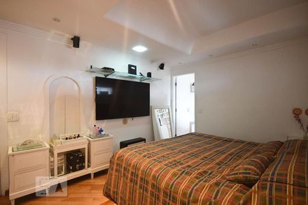 Apartamento à venda com 195m², 2 quartos e 3 vagas Apartamento à venda com 195m², 2 quartos e 3 vagasSuíte 2