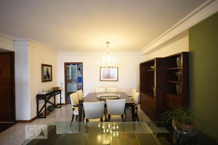 Sala de Jantar de apartamento para alugar com 2 quartos, 195m² em Chácara Itaim, São Paulo