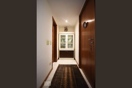 Hall de Entrada de apartamento para alugar com 2 quartos, 195m² em Chácara Itaim, São Paulo