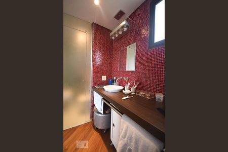 Banheiro Suíte 1 de apartamento para alugar com 2 quartos, 195m² em Chácara Itaim, São Paulo