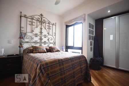 Apartamento à venda com 195m², 2 quartos e 3 vagas Apartamento à venda com 195m², 2 quartos e 3 vagasSuíte 1