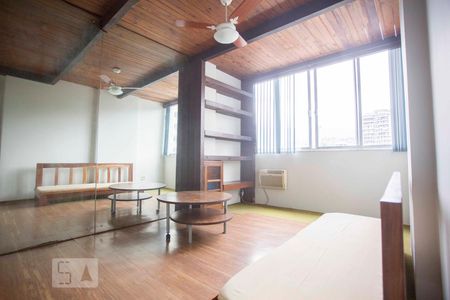 Sala de apartamento para alugar com 2 quartos, 60m² em Vila Isabel, Rio de Janeiro