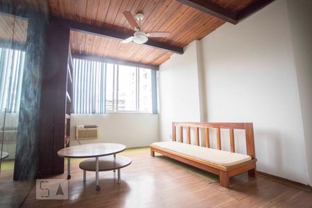 Sala de apartamento para alugar com 2 quartos, 60m² em Vila Isabel, Rio de Janeiro