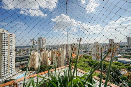 Apartamento à venda com 255m², 4 quartos e 3 vagasVista quarto 2