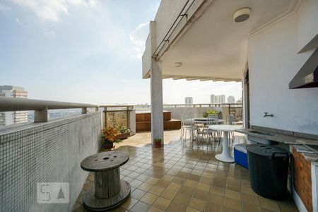 Apartamento à venda com 255m², 4 quartos e 3 vagasCobertura