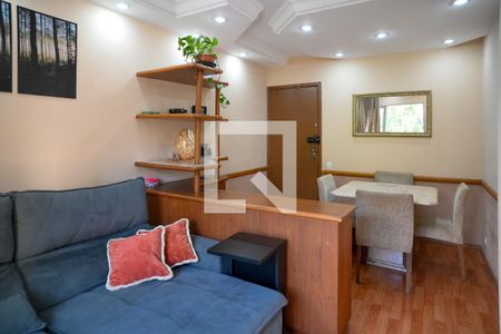 Sala de apartamento à venda com 2 quartos, 70m² em Vila Gumercindo, São Paulo