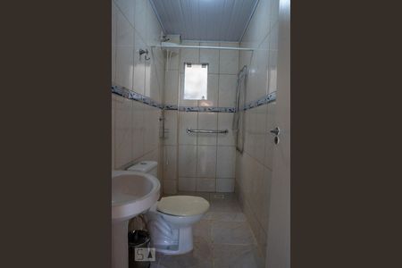 Banheiro de apartamento para alugar com 1 quarto, 30m² em Ingleses do Rio Vermelho, Florianópolis