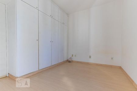 Quarto da suíte de kitnet/studio para alugar com 1 quarto, 48m² em Vila Itapura, Campinas