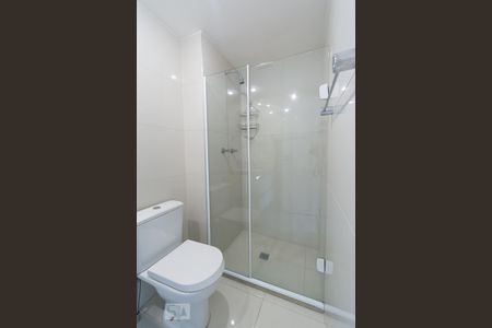 Banheiro Social de kitnet/studio para alugar com 1 quarto, 48m² em Vila Gertrudes, São Paulo