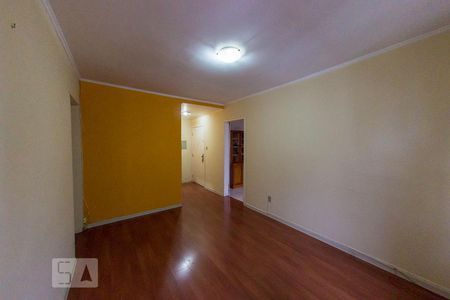 Sala de apartamento para alugar com 3 quartos, 74m² em Partenon, Porto Alegre