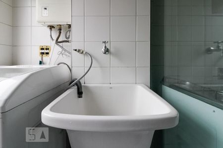 Apartamento à venda com 68m², 3 quartos e 1 vagaÁrea de Serviço