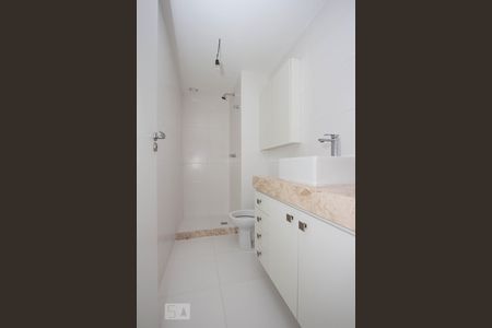 Banheiro Suíte de apartamento à venda com 2 quartos, 85m² em Botafogo, Rio de Janeiro
