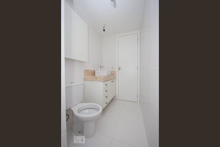 Banheiro Suíte de apartamento à venda com 2 quartos, 85m² em Botafogo, Rio de Janeiro