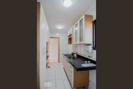 Apartamento para alugar com 76m², 3 quartos e 2 vagasCozinha