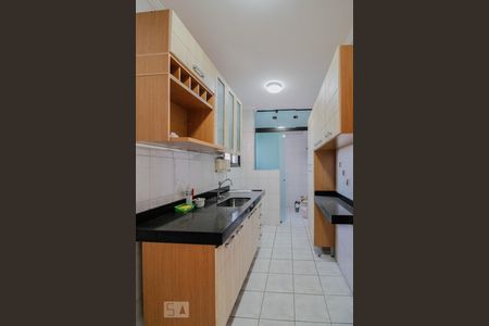 Apartamento para alugar com 76m², 3 quartos e 2 vagasCozinha