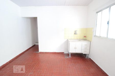 Sala/Cozinha de casa para alugar com 1 quarto, 40m² em Vila Isolina Mazzei, São Paulo