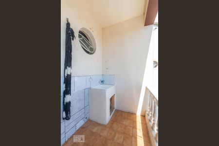 Varanda de kitnet/studio para alugar com 1 quarto, 23m² em Barreiros, São José
