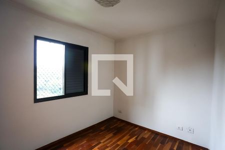 Apartamento para alugar com 68m², 3 quartos e 1 vagaquarto 2