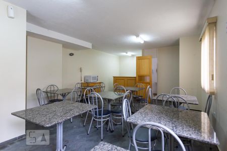 Apartamento para alugar com 60m², 3 quartos e 1 vaga Apartamento para alugar com 60m², 3 quartos e 1 vagaÁrea comum - Salão de festas