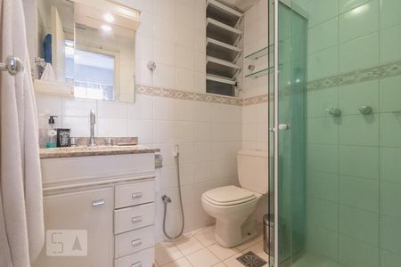 Apartamento para alugar com 52m², 1 quarto e sem vaga Apartamento para alugar com 52m², 1 quarto e sem vagaBanheiro da Suíte