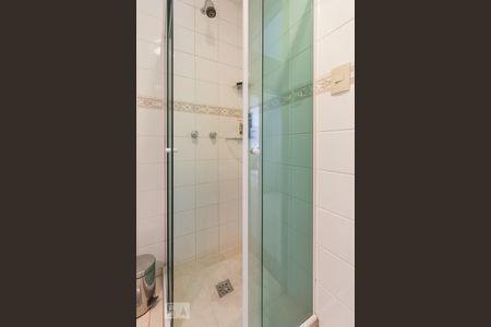 Apartamento para alugar com 52m², 1 quarto e sem vaga Apartamento para alugar com 52m², 1 quarto e sem vagaBanheiro da Suíte