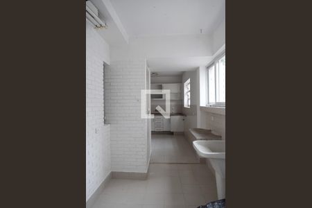 Apartamento à venda com 165m², 3 quartos e 1 vagaÁrea de Serviço