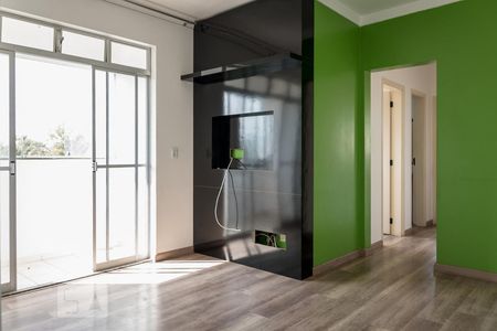 Sala de apartamento para alugar com 3 quartos, 67m² em Planalto, Belo Horizonte