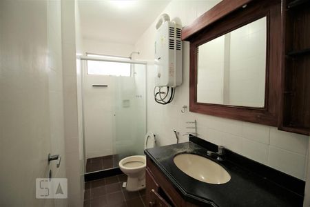 Banheiro Social de apartamento para alugar com 1 quarto, 56m² em Freguesia (jacarepaguá), Rio de Janeiro