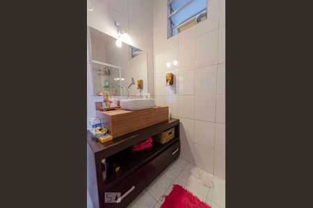 Apartamento para alugar com 92m², 2 quartos e sem vagaBanheiro