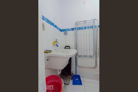 Apartamento para alugar com 92m², 2 quartos e sem vagaBanheiro de Serviço